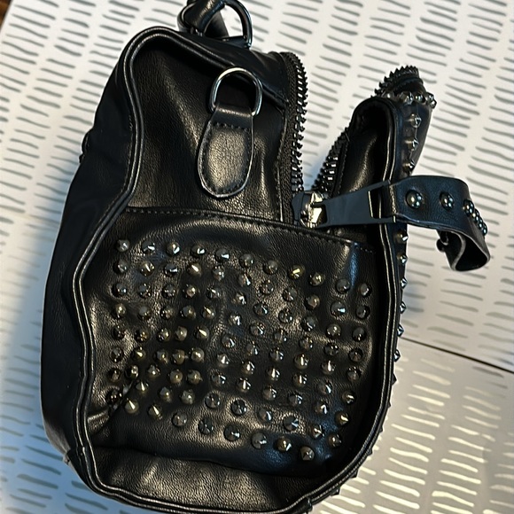 Joseko studded black handbag - Picture 6 of 7
